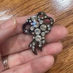 Set of (5) Vinatage Goldtone and Silvertone Brooches Photo 5