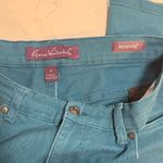 Gloria Vanderbilt  Teal Denim Jeans.  Amanda.  Size 10. Photo 1