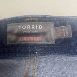 Torrid Women’s Luxe Slim Boot Jeans Blue Size 18S Inseam 28”SEE DESCRIPTION Photo 4