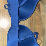 SKIMS NWT  fits everybody tshirt Demi bra sapphire 30D Photo 1