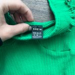 SheIn Green Crop Top Photo 1