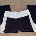 Senita Athletics Cropped  Leggings Photo 1