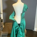 Women’s Green One Shoulder Full Length Mermaid Fit Formal Dress Size 6 Green Photo 5