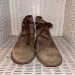 Clarks Artisan Carleta Lyon Suede Ankle Boots Womens Size 8.5 M Brown Heel Photo 5