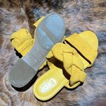 Circus by Sam Edelman  Danielle Sandal (Mustard) Size 6.  B73 Photo 5