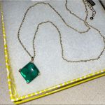 Kendra Scott Good and Green Stone Necklace Photo 0