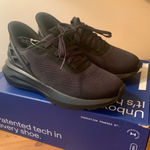 Kizik Women's Black Athens 2 NIB Slip on tennis shoes size 6.5 Photo 0