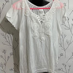 New York Laundry  White Crochet Accent Blouse Photo 0