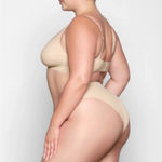 SKIMS  Naked‎ Plunge Bra Sand Size 4X NWT Photo 1