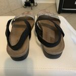 Munro  women's sandals size 8 1/5 Photo 3