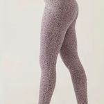 Athleta  Salutation Stash Pocket Printed 7/8 Tight Legging Medium Photo 0