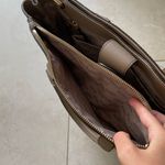 Michael Kors Kellen Taupe Gray Shoulder Bag Gold Hardware EUC. Photo 7