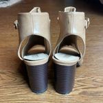 Forever 21 Tan Faux Leather Heeled Open Toe/Heel Booties Size 7 Photo 2