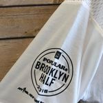 New Balance BKLYN Brooklyn Half Determination Athletic Crop Top Size Medium NWT Photo 3