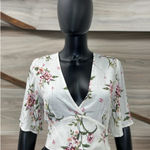 ASTR  The Label 100%‎ Viscose Floral Wrap Crop Top - Medium Photo 0