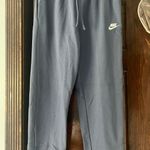 Nike Women’s Joggers Photo 0