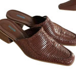 90'S Y2K VTG. BROWN LEATHER NICOLE WOVEN MULES HEELS SZ. 8 1/2 Photo 0
