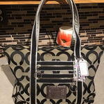 Coach Poppy Op Art Logo Glam Leather Silver Black Tote #L0985-13826 Photo 0