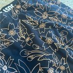 Nike PRO Hawaiian Floral Active Leggings Workout Running Athleisure Sz Medium. Photo 1