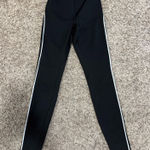 Alo Yoga  Airlift Leggings High-Waisted Photo 0