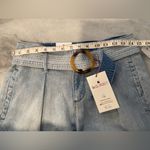 Gloria Vanderbilt NWT  Size 4 Pleated Front Belted High Rise Denim Shorts Photo 5