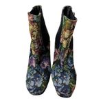 Forever 21  Shoes Women 8 Black Floral Tapestry Platform Chelsea Booties Boho Photo 4