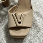 Gianni Bini  x‎ Venita Aspen Sienna Taupe Suede Platform Dress Sandals Photo 2