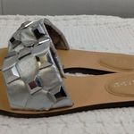 Marc Fisher Women's Silver Shoes/Sandals/Slides Sz8.5M SKU 3249 Photo 2