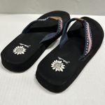 Yellow Box  Shoes Womens Size 8.5 Black Flip Flop Sandals Patriotic Stars Stripes Photo 3
