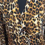 EXPRESS Portofino Slim mob wife animal print button-up shirt/blouse Size XS Photo 2