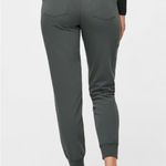 FIGS Zamora™ Jogger Scrub Pants Photo 3