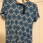 Brooke Shields Essentials Geometric Print T Shirt Medium Short Sleeve Blue White Photo 1