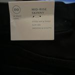 Universal Threads New Size 24 Universal Thread Mid-Rise Skinny Jeans Photo 7