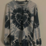 Urban Renewal  tie dye heart crewneck Photo 0