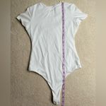 Pumiey White Fitted Bodysuit with Short Sleeves Photo 4