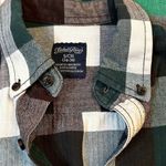 Faded Glory  Flannel Plaid Shirt in Green Black & White Herringbone size Small Photo 3
