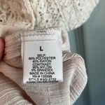 Cure. L Beige Poly Rayon Sheer Lace Trumpet Sleeve Wide Neck Front Tie Blouse Size L Photo 3