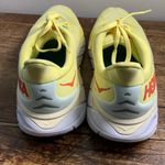 Hoka One‎ One Women's Arahi 6 size 10 Yellow Photo 3