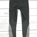 Lululemon Black/ Grey Run with The Sun Tights Activewear Bottoms Size 2 Photo 5