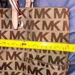 Michael Kors Jet Set Signature Logo Khaki Tote in Beige & Gold Photo 8