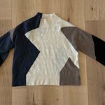 Vestique Colorblock Sweater Photo 0