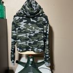 Win win camo hoodie top​​​​ Photo 2
