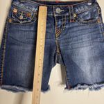 True Religion  Shorts Womens 24 Blue Denim Raw Hem Distressed Cutoff Mid Rise y2k Photo 4