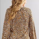 Buckle Black Surplice Cheetah Top Y27 Photo 2
