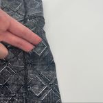 Lululemon  Pace Rival Crop 22" Leggings B&W Gym Yoga Running Workout Size 4 Photo 6