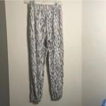 EXPRESS Animal Print Sweatshirt Jogger Athleisure Loungewear Set Photo 12