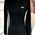 Under Armour Cold Gear Women's Black Long Sleeve Performance Top Photo 0
