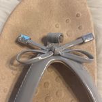 Vionic  Gray Sandals with Thong Strap and Comfortable Footbed size 9.5 Photo 1