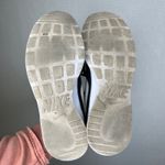 Nike  Tanjun Women's Running Shoes Black White Size 7.5 Casual Sneakers Photo 3