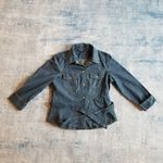 Jones New York EUC!
Womens  Signature Denim Shirt with Sash Size Small Photo 5